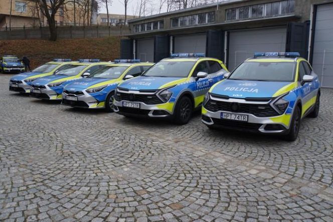 Nowoczesne radiowozy pojawią się na drogach Warmii i Mazur. Zobacz zdjęcia