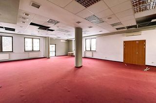 Hotel Felix zostanie zburzony, więc uratowali z niego, co się da: wynieśli 42 ton mebli, ścian i drzwi. Wiemy, co powstanie na jego miejscu