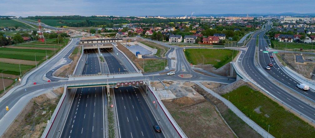 Tunel w Zielonkach na północnej obwodnicy Krakowa