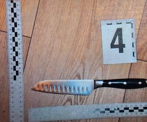 22-latek rzucił się z nożem na 32-latka! W próbie zabójstwa pomagała 15-letnia dziewczyna