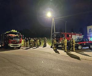 Tajemniczy obiekt spadł na poligonie pod Szczytnem? Nocna akcja policji i strażaków