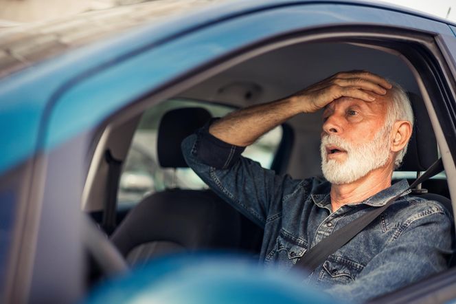 Jedna na 11 osób w tym wieku ma chorobę Alzheimera. Zwróć uwagę na 5 nietypowych objawów