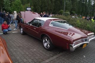 Bydgoskie Klasyki Nocą znów zachwycają. Tak było na parkingu pod Torbydem [ZDJĘCIA]