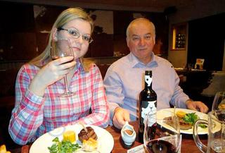 Siergiej Skripal i córka Julia Skripal 