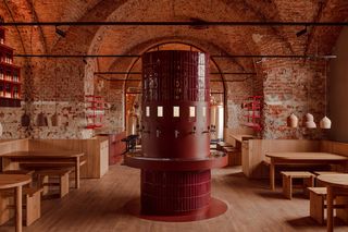Taproom w Tenczynku autorstwa Projekt Praga w finale Dezeen Awards 2023