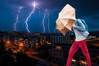 Alarm IMGW. Burze z gradem i silny wiatr!