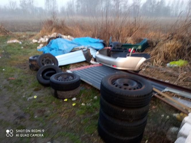Laweciarz ukradł auto na Pradze-Południe