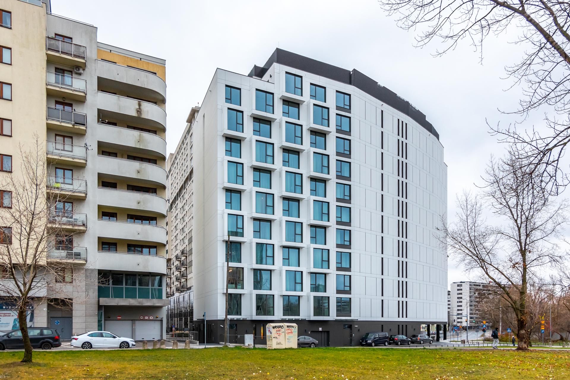 Nowy apartamentowiec przy stacji metra Wilanowska w Warszawie
