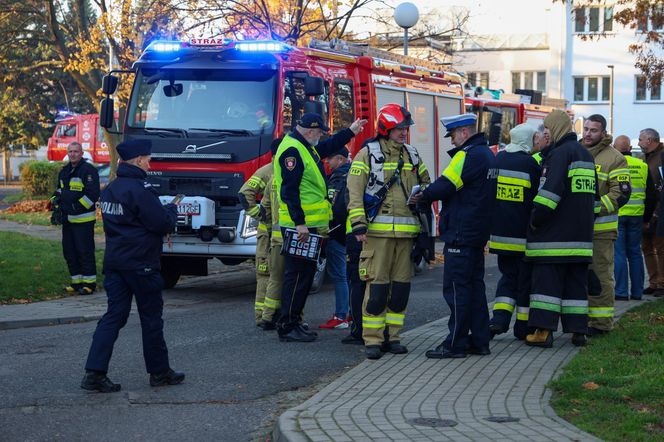 Wielka ewakuacja we Wrześni. Ponad 360 osób musiało opuścić swoje mieszkania! [ZDJĘCIA]
