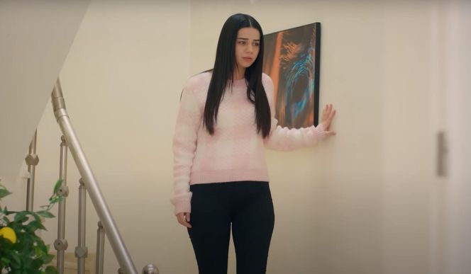 Ege będzie opiekował się Zeynep, a Bulent zacznie podejrzewać, że coś ich łączy.
