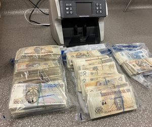 Narkotykowy biznes w sercu Warszawy. Nigeryjczyk i Polka wpadli z gigantyczną gotówką