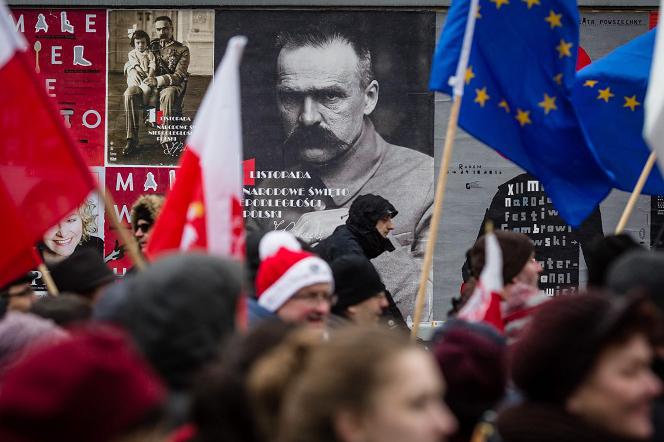 11 listopada to nie Dzień Niepodległości - nie dajcie się oszukać