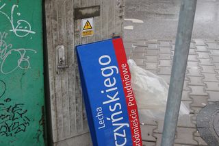 Ulica Lecha Kaczyńskiego wróci do Warszawy? Tak znikała w 2019 roku
