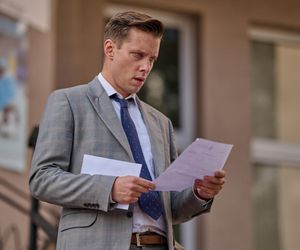 Na Wspólnej odc. 4104. Darek Żbik (Michał Mikołajczak)