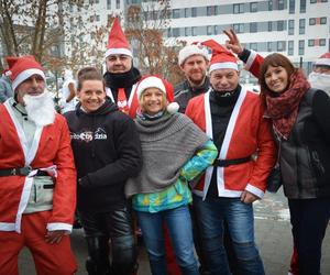 Bydgoscy Motomikołaje osłodzą dzieciom święta spędzone w szpitalach. Można pomóc w przygotowaniu kilkuset paczek! [ZDJĘCIA]