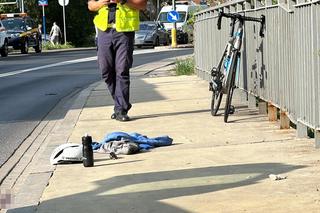 Czołowe zderzenie autobusu miejskiego z rowerzystą w Warszawie. Niedawno zginęły tam trzy osoby