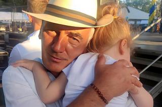 Karol Strasburger - dzięki żonie i córce kocham święta - dostaliśmy foto rodzinne