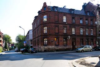 Zadźgał mamę i próbował się zabić