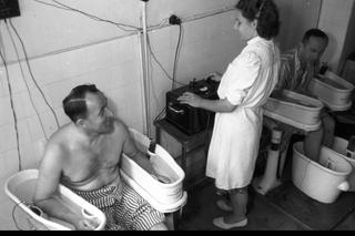 Tak wyglądała powojenna Kudowa-Zdrój! Zobacz zdjęcia leczniczych wizyt sprzed ponad 70 lat