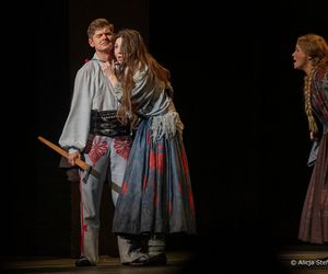 Marta Nawrocka w Operze Lubelskiej. Klasa, uśmiech i piękny gest