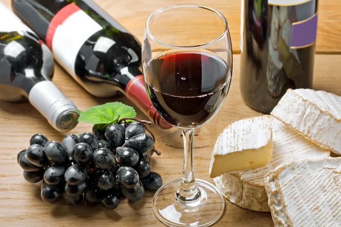 Jak przechowywać wino? Czy wino można trzymać w lodówce?