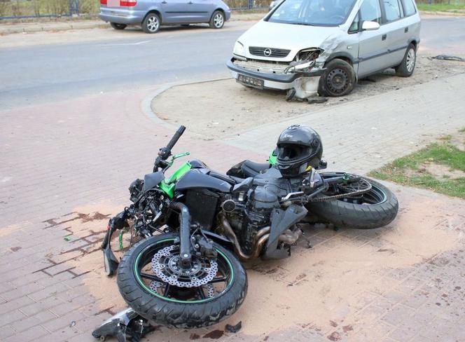 Zignorował decyzję sądu i zderzył się z samochodem. Motocyklista poniesie odpowiedzialność karną