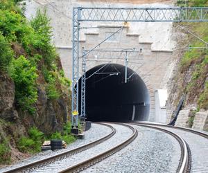 Szerszy tunel na trasie Wrocław - Jelenia Góra