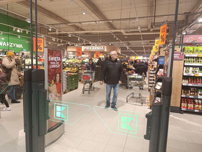 Kaufland w Rumi. Byliśmy na otwarciu! Promocje na każdym kroku