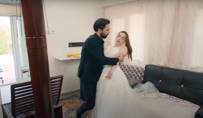 Alper pocałuje Silę na oczach Kuzeya i ją porwie, a ślub Egego i Melis dojdzie do skutku.