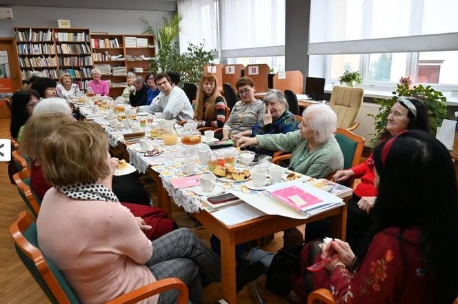 Dyskusyjny Klub Książki w Ostrzeszowie ma 3 lata!