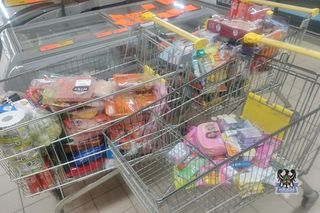 Rajd na polskie sklepy! Czeszki kradły bez opamiętania. A rachunek? Aż dech zapiera