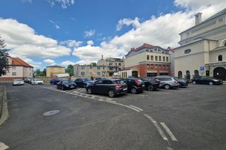 Plac Powstańców w Lesznie zmieni się na kilka miesięcy. Sprawdź, co się wydarzy