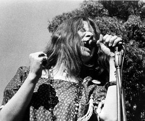 Dzień, w którym lata 60. wybrzmiały najwyraźniej. Oto Top 10 najsłynniejszych występów na festiwalu Woodstock z 1969 roku