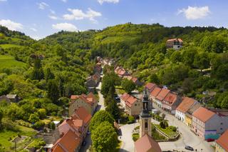 Widok na twierdzę znad miasta