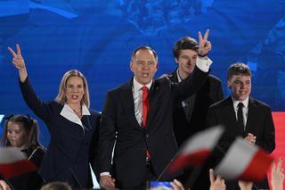 Wyniki late poll wyborów prezydenckich. Karol Nawrocki prowadzi! 