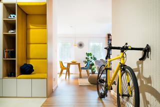 Kolorowe mieszkanie z polskim designem