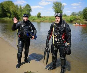 Posprzątali Narew w Łomży! Co płetwonurkowie wyłowili z rzeki? [FOTO]