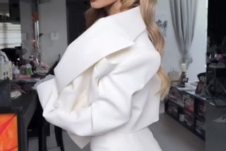 Doda cała na biało