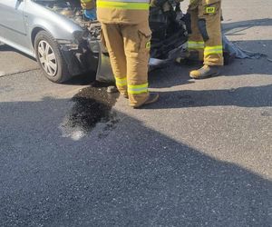 Wypadek na DK 10 pod Bydgoszczą. Trzy osoby trafiły do szpitala!