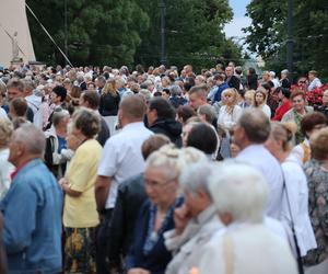 75 lat temu obraz Matki Boskiej w Lublinie zapłakał. Wierni uczcili rocznicę „Cudu lubelskiego” procesją różańcową