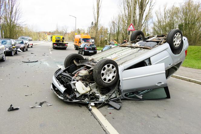Tragiczny wypadek w Dobrzejewicach pod Toruniem. Policja poszukuje świadków