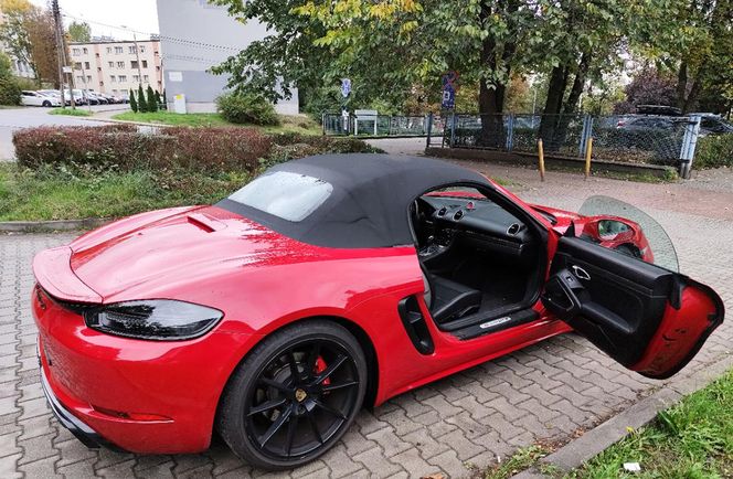 Porsche 718 Boxster