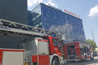 Białystok. Pożar w biurowcu przy ul. Świętojańskiej. Ponad 200 osób opuściło budynek