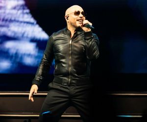 Pakiet VIP na Pitbulla za ponad 1000 złotych to wielkie rozczarowanie. Influencer pokazał zawartość!