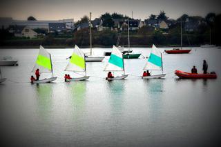 Pocztówki z Lorient: Miasteczko Żaglarskie Érica Tabarly’ego