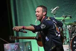 Coldplay zarobi na niewiernym przesiębiorcy! Liczby rosną w błyskawicznym tempie 