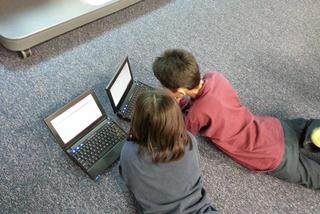 LEGIONOWO: Będzie 100 laptopów dla najbardziej potrzebujących uczniów! 