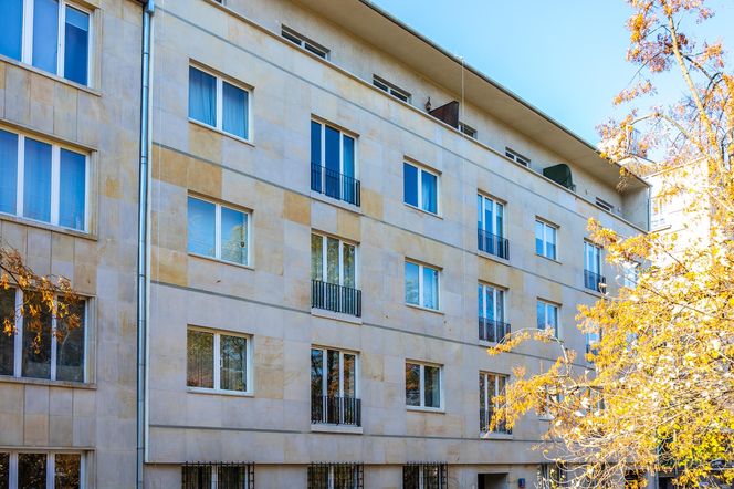 Kamienica na ul. Konopnickiej 5 w Warszawie