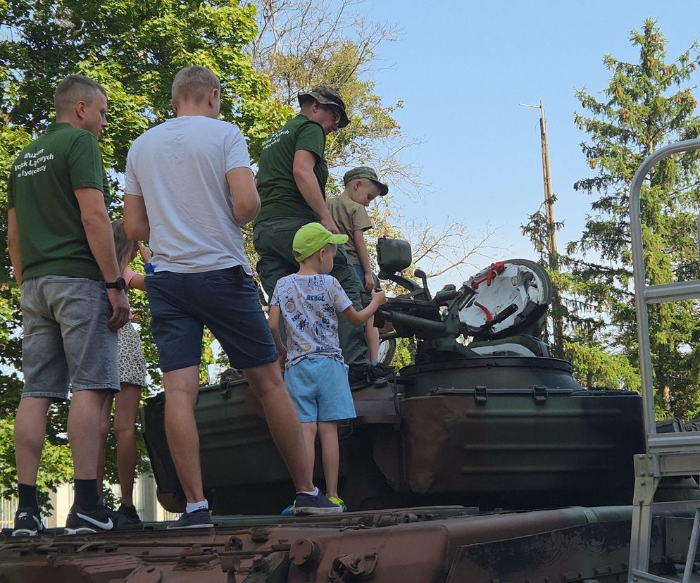 Święto Wojska Polskiego w Muzeum Wojsk Lądowych w Bydgoszczy [ZDJĘCIA, WIDEO]