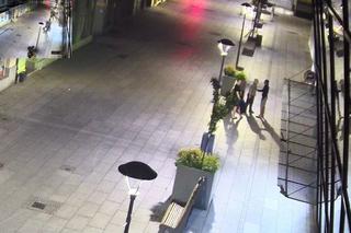 Śląskie: Brutalne pobicie w samym centrum miasta. Wszystko nagrały kamery. Napastnicy są poszukiwani przez policję